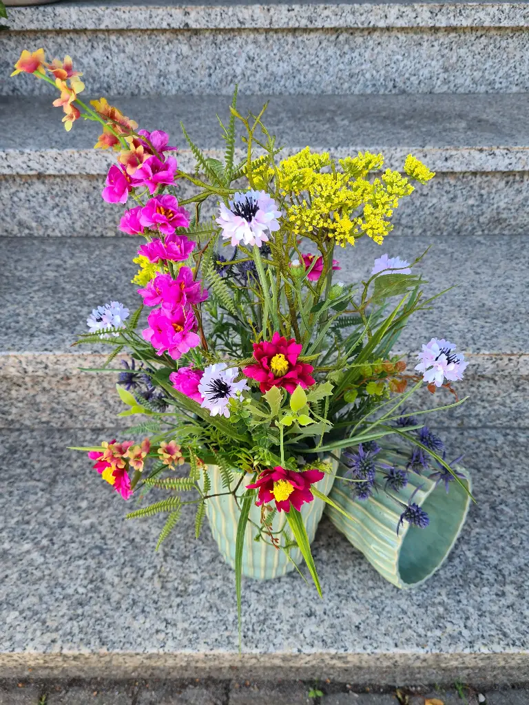 Blumenstrauß mit Wiesenblumen